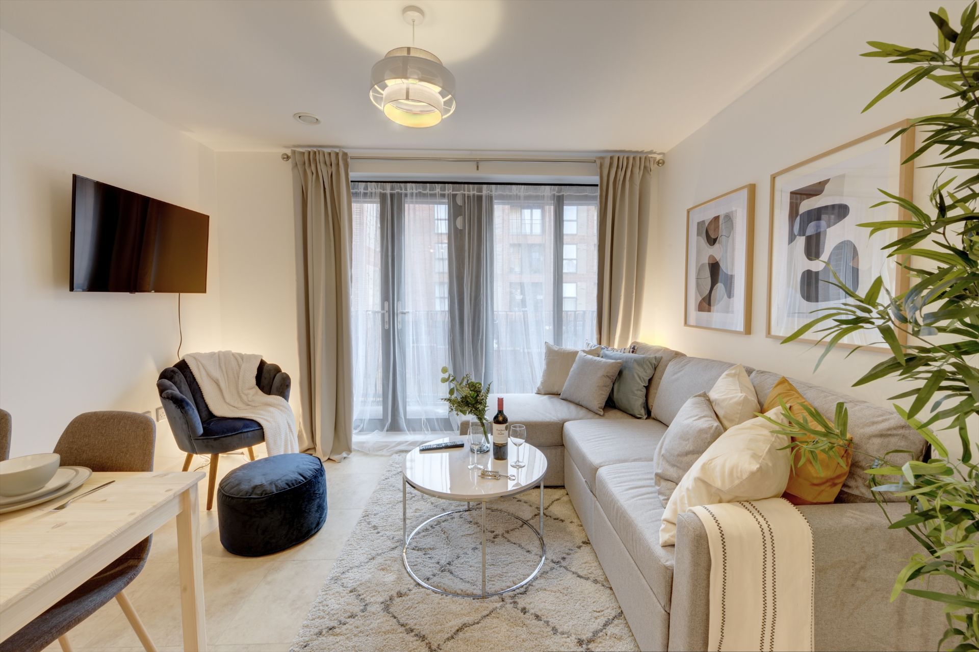 serviced apartments Gloucester